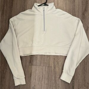 ARITZIA TNA Perfect Cropped Quarter Zip